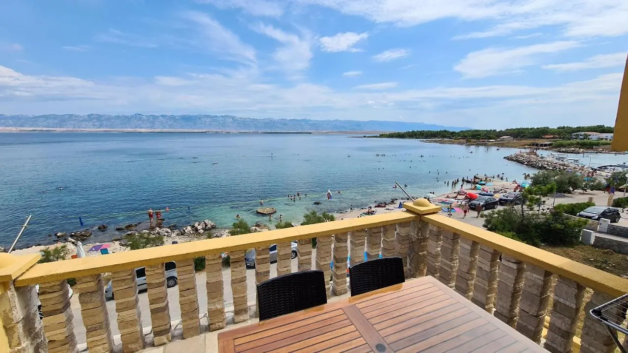 Apartmani Kod Barbe Vir