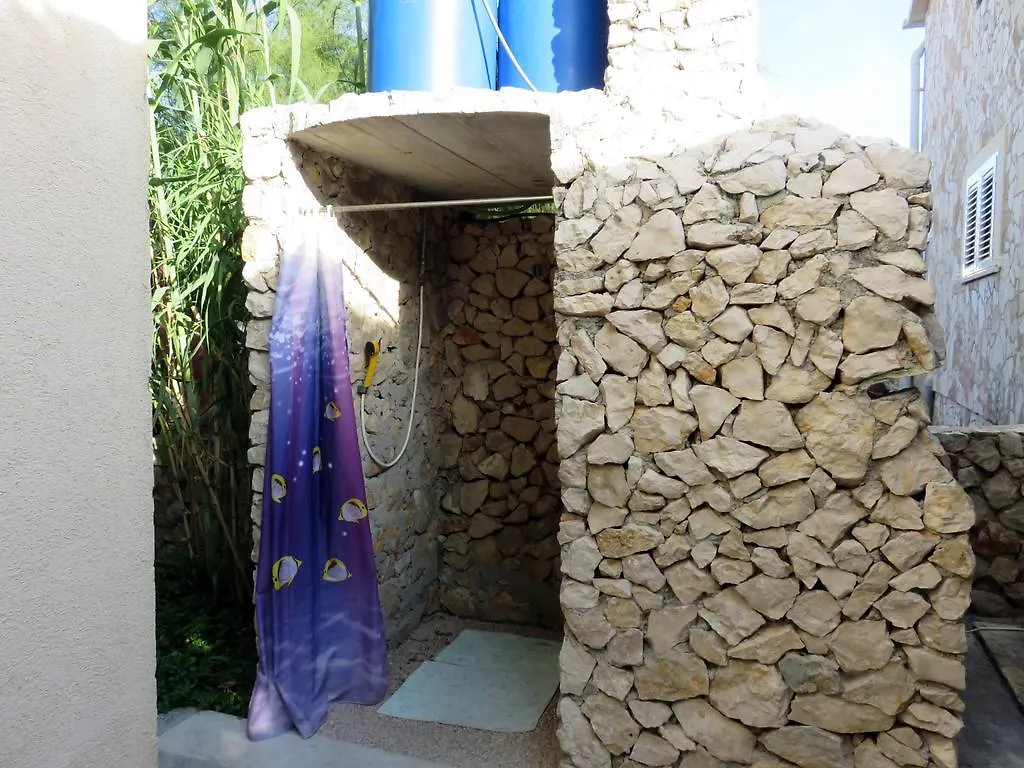 Apartman Apartmani Kod Barbe Vir Horvátország